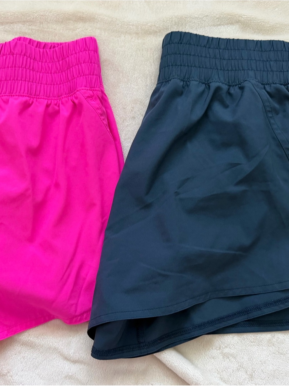 GapFit Mid-Rise Run Around Shorts Bundle